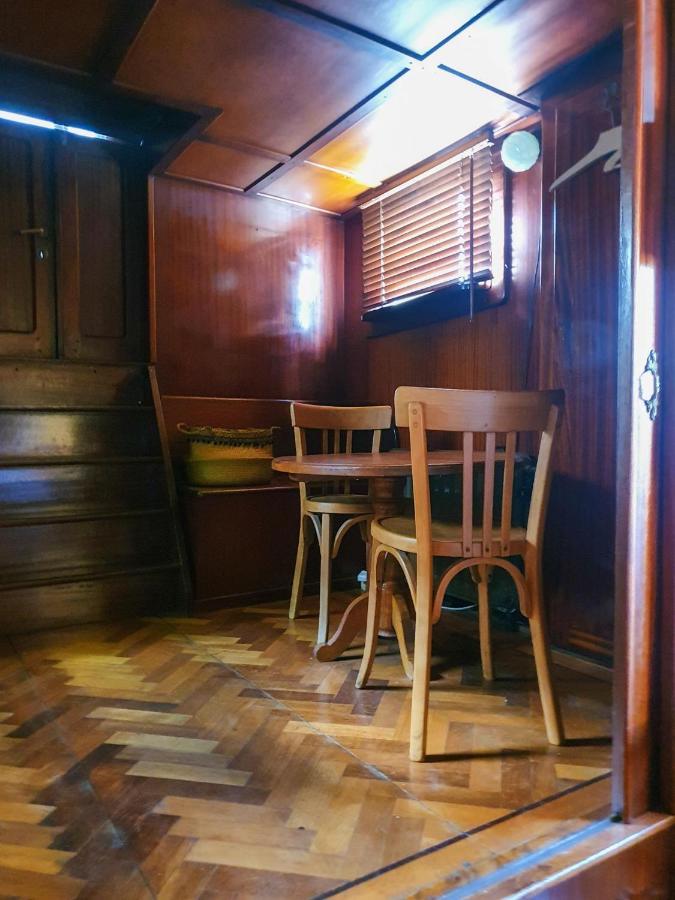 Апартаменты Bateau Peniche Lille - Euratechnologie Экстерьер фото