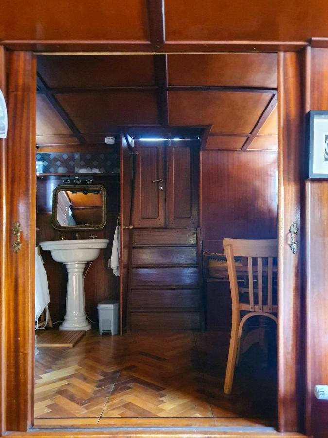 Апартаменты Bateau Peniche Lille - Euratechnologie Экстерьер фото