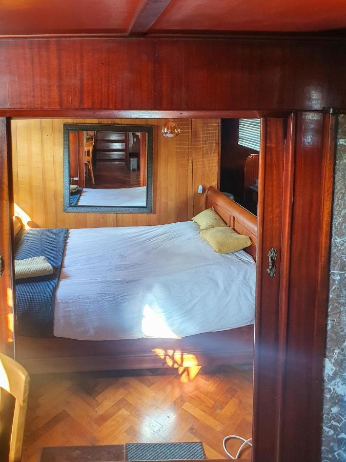 Апартаменты Bateau Peniche Lille - Euratechnologie Экстерьер фото